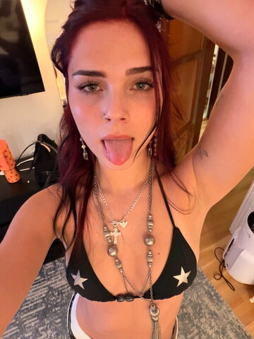 Skillsawww nude photo 2