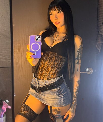 SkinnyGhostiee nude photo 2