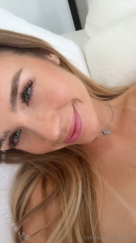Sky Bri nude photo 9