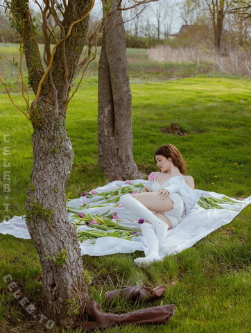 Skylar Martin nude photo 19