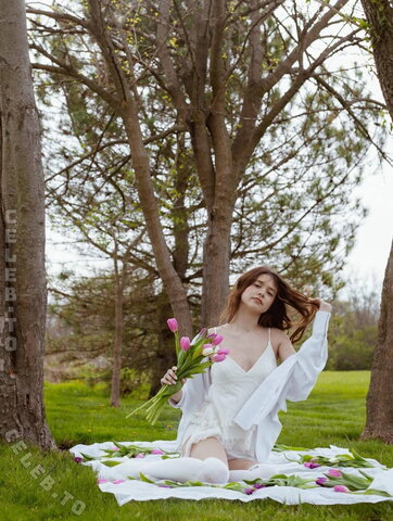 Skylar Martin nude photo 8