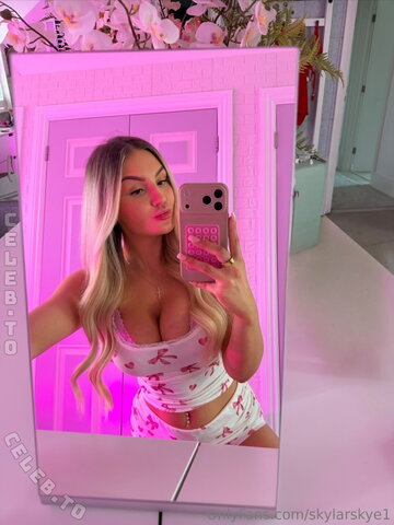 skylerblaxk nude photo 13