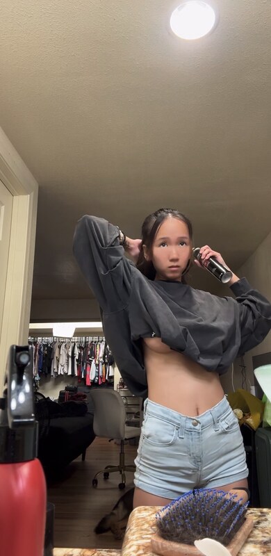 Slaayexjaade nude photo 1