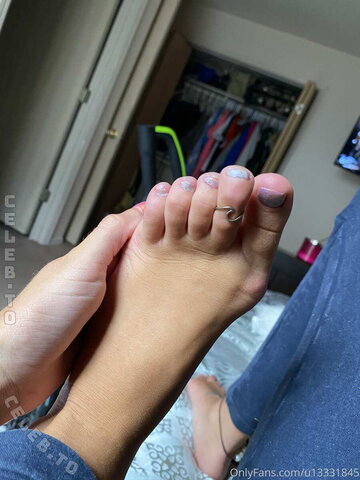 slimthickbri nude photo 40