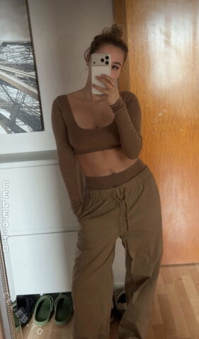 Snipsska nude photo 3