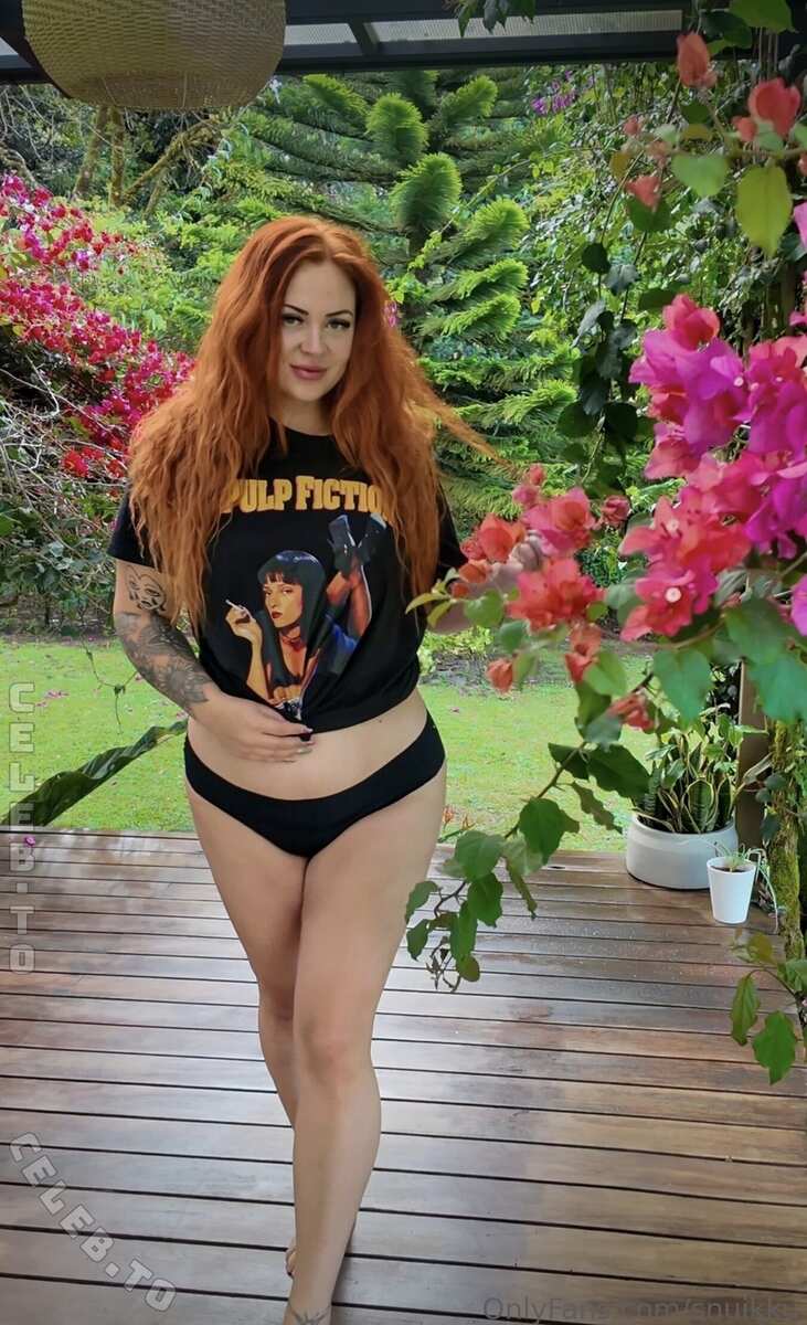 Snuikku nude photo 3
