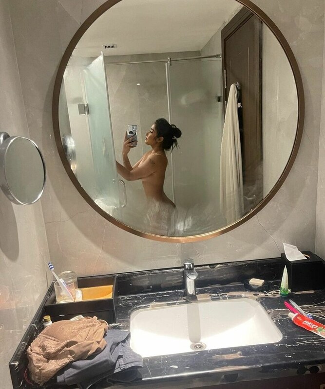 Sofia Ansari nude photo 3