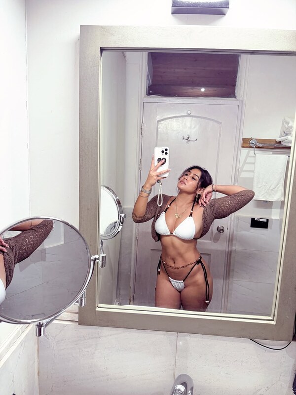 Sofia Ansari nude photo 6