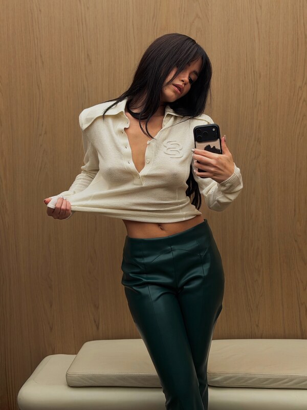 Sofia Chernasova nude photo 1