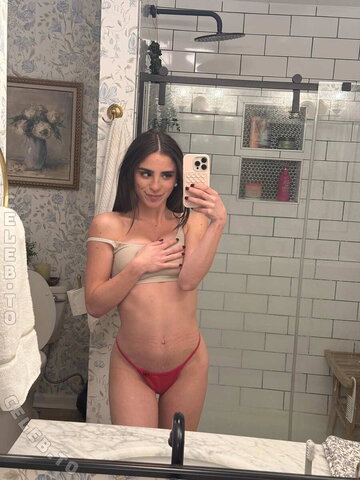 Sofia Crnilovic nude photo 22