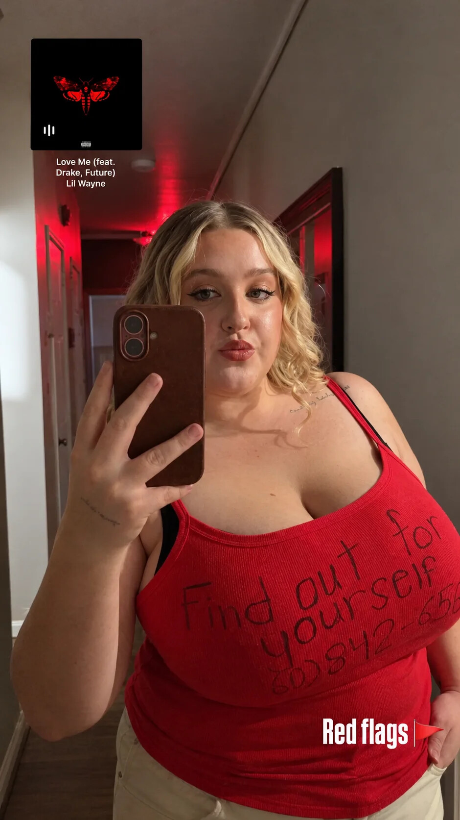 Sofia nude photo 1