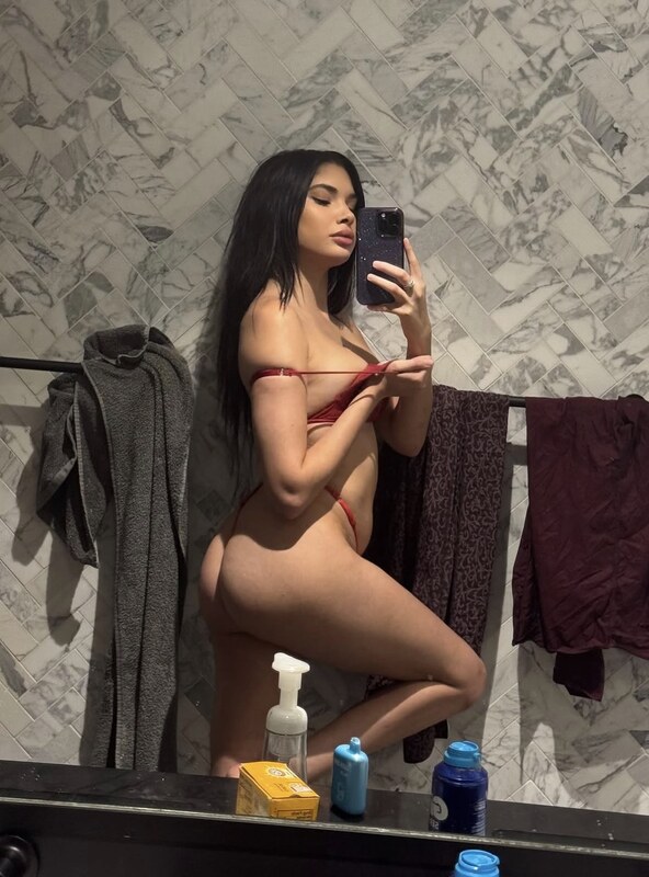 Sofiaisvegasssss nude photo 1