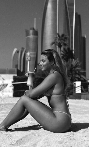 Sofie Richter New (3 photos)