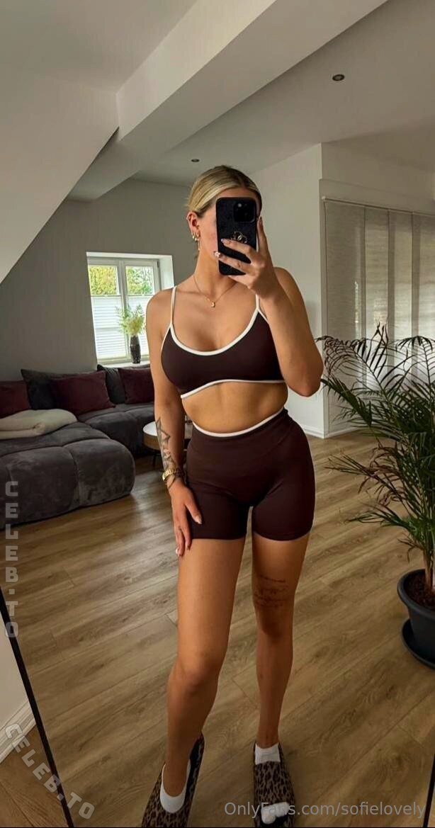 Sofielovely nude photo 7