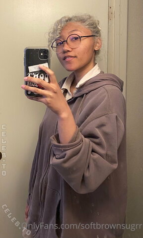 softbrownsugrr nude photo 8