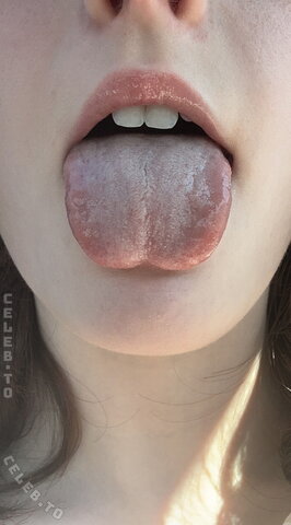soggyalien22 nude photo 162