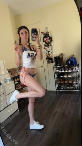 soggyalien22 nude photo 40