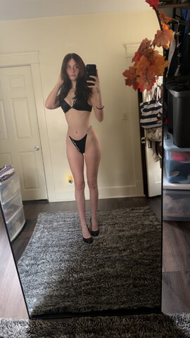 soggyalien22 nude photo 111