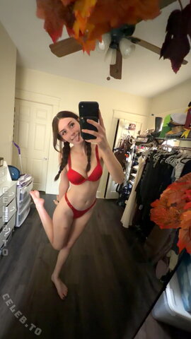 soggyalien22 nude photo 71