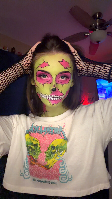 soggyalien22 nude photo 4