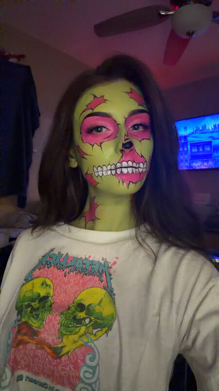 soggyalien22 nude photo 9