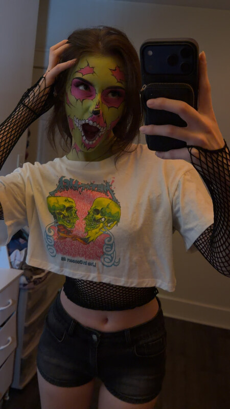 soggyalien22 nude photo 20
