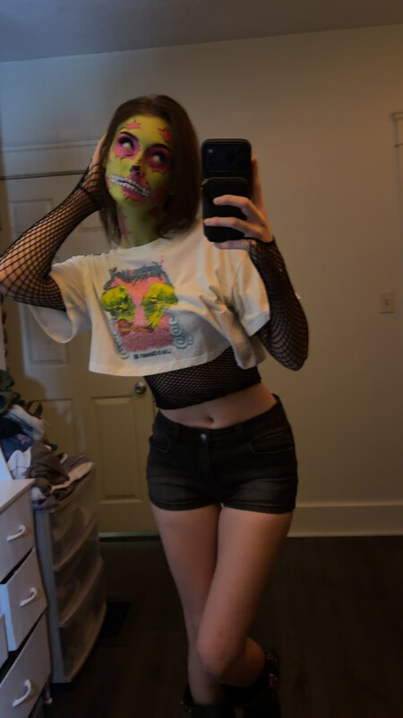 soggyalien22 nude photo 23