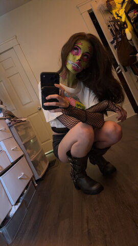 soggyalien22 nude photo 30