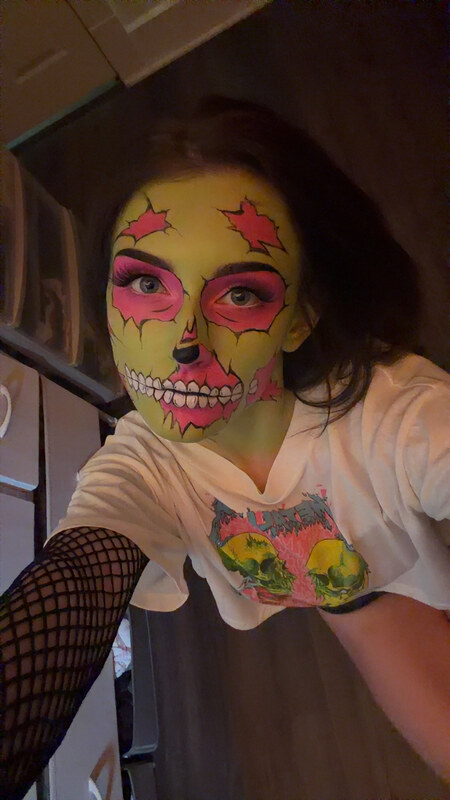 soggyalien22 nude photo 27