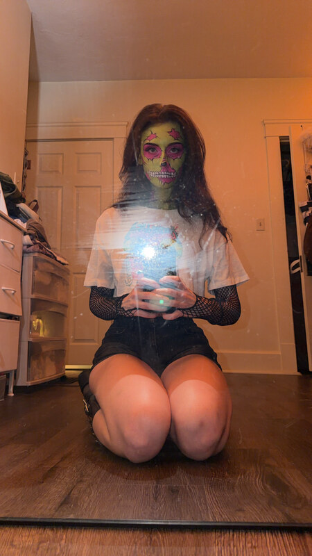 soggyalien22 nude photo 31