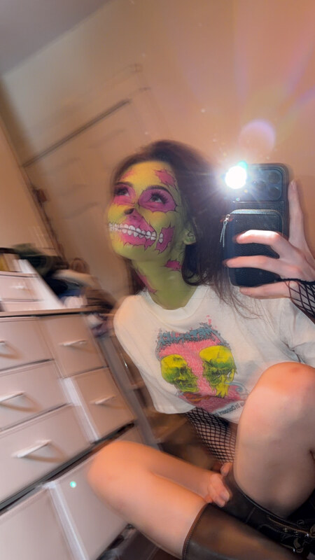 soggyalien22 nude photo 47