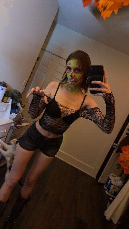 soggyalien22 nude photo 6