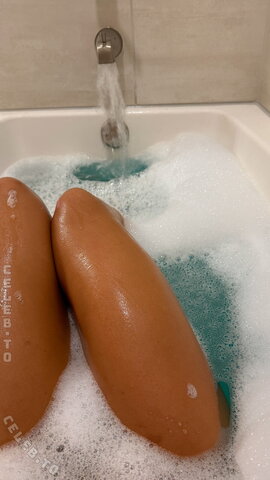 Sol Ruca – --> Legs, buttocks, thong, upper body free, beach box, nipples.