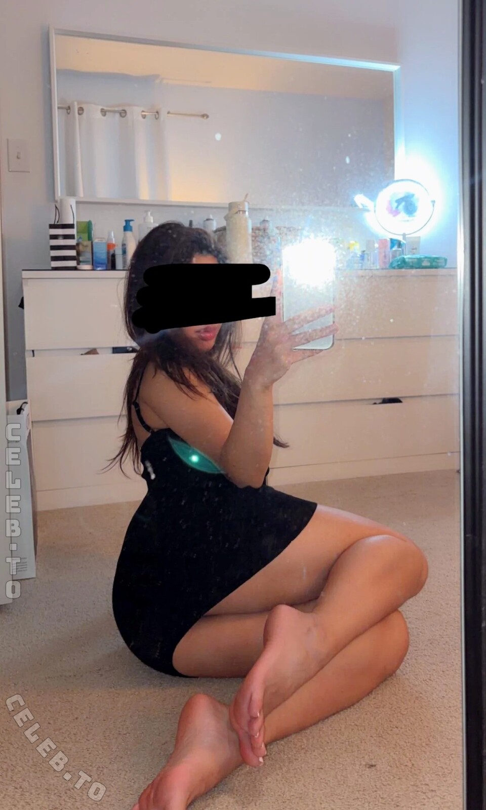 Solecita nude photo 17