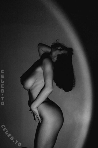 Solomia Maievska nude photo 10