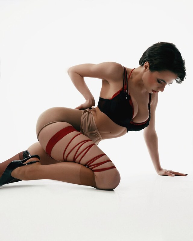Solomia Maievska nude photo 10