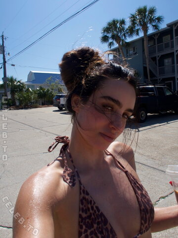 Sommer Ray nude photo 29