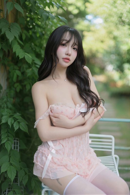 Son Ye Eun nude photo 43