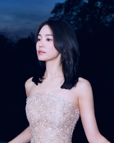 Song Hye-kyo nude photo 1