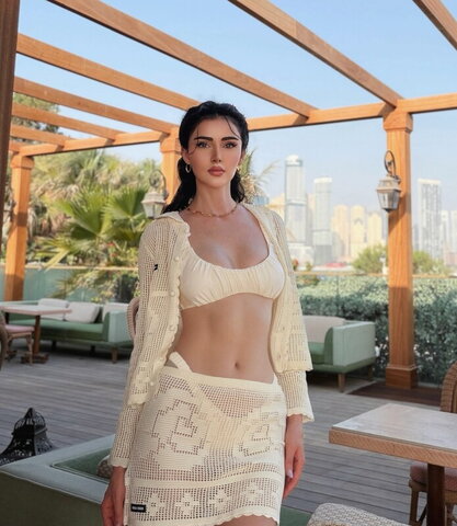 Sonia Beytoushi nude photo 2