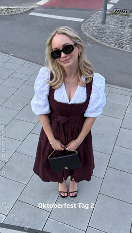 Sonia Sofianidou Sexy (1 photo)