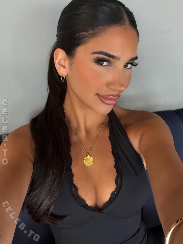 sonjamhd nude photo 2