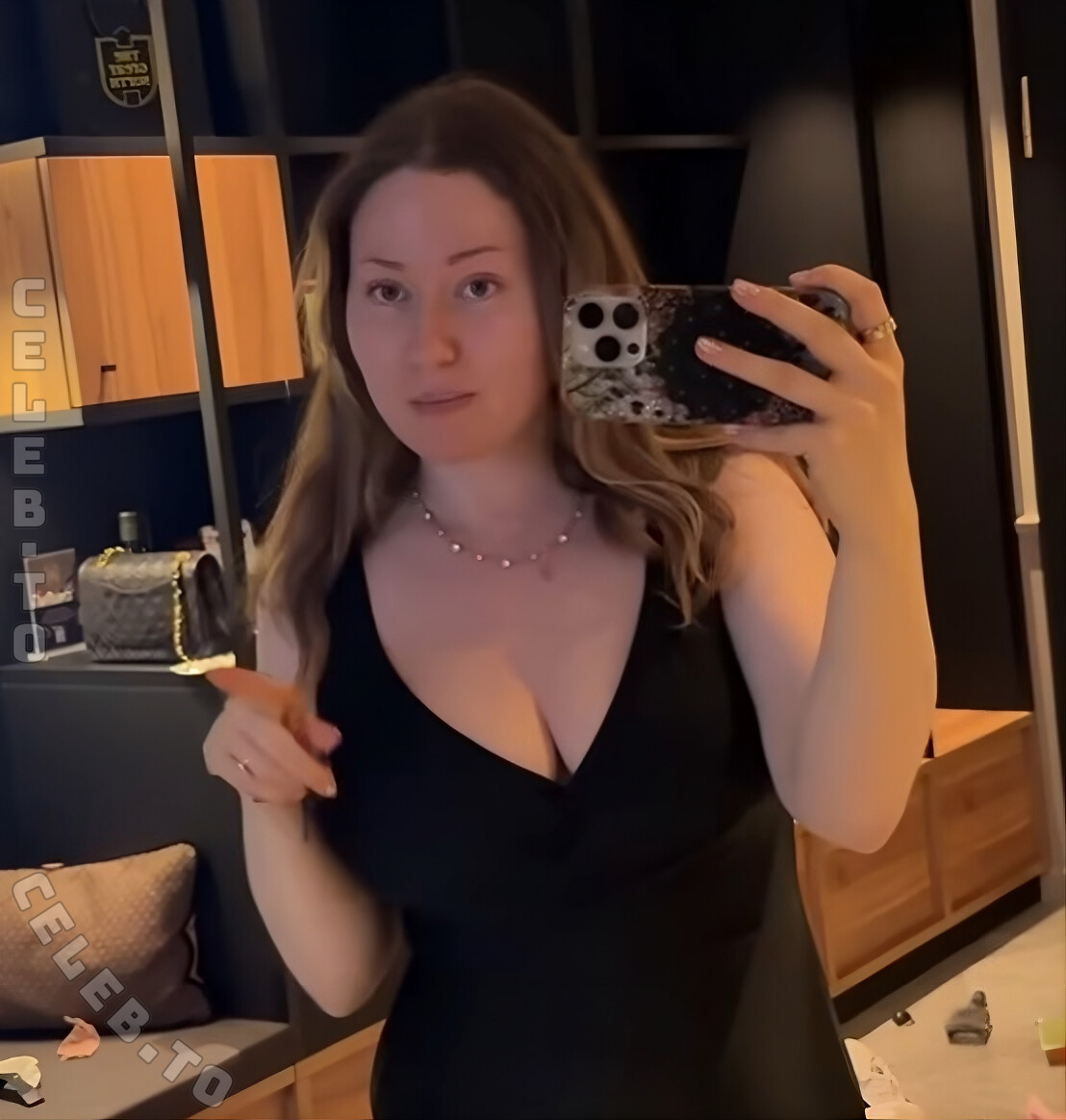 Sonny Loops nude photo 2