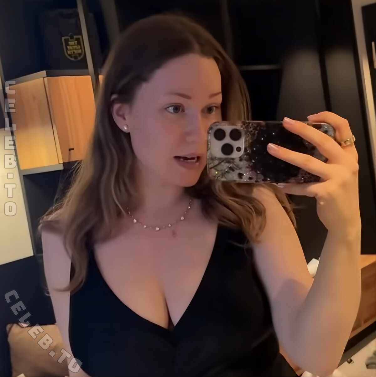 Sonny Loops nude photo 3