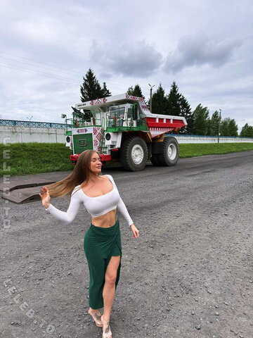 Sonya Temnikova nude photo 3