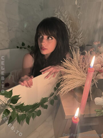 Soogsx nude photo 30