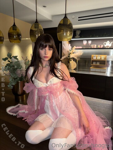 Soogsx nude photo 27