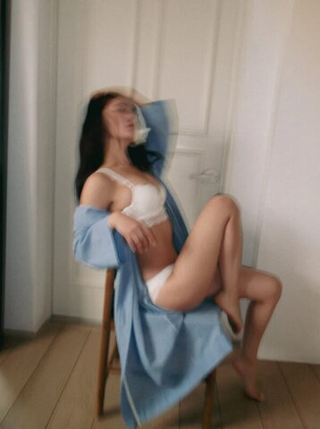 Soonjoohada nude photo 3