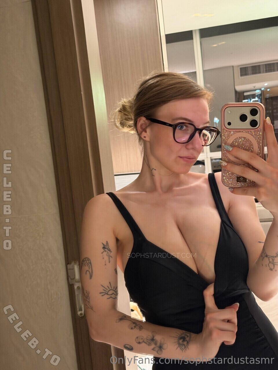 Soph Stardust nude photo 1