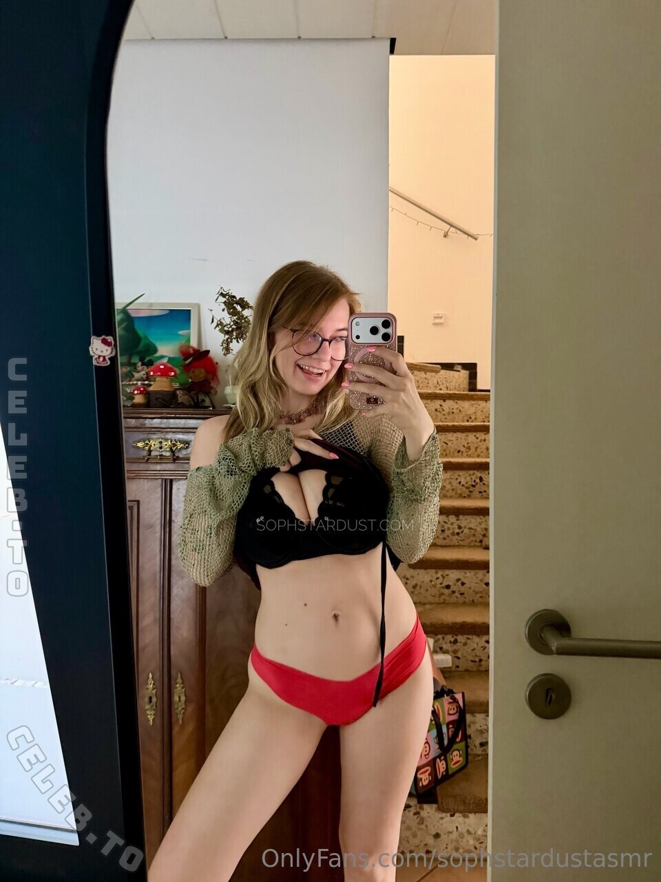 Soph Stardust nude photo 3
